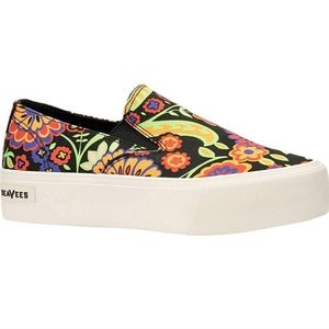 SEAVEES Hawthorne Liberty Paisley Slip On Sneakers Shoes Casual - Black - Size 8